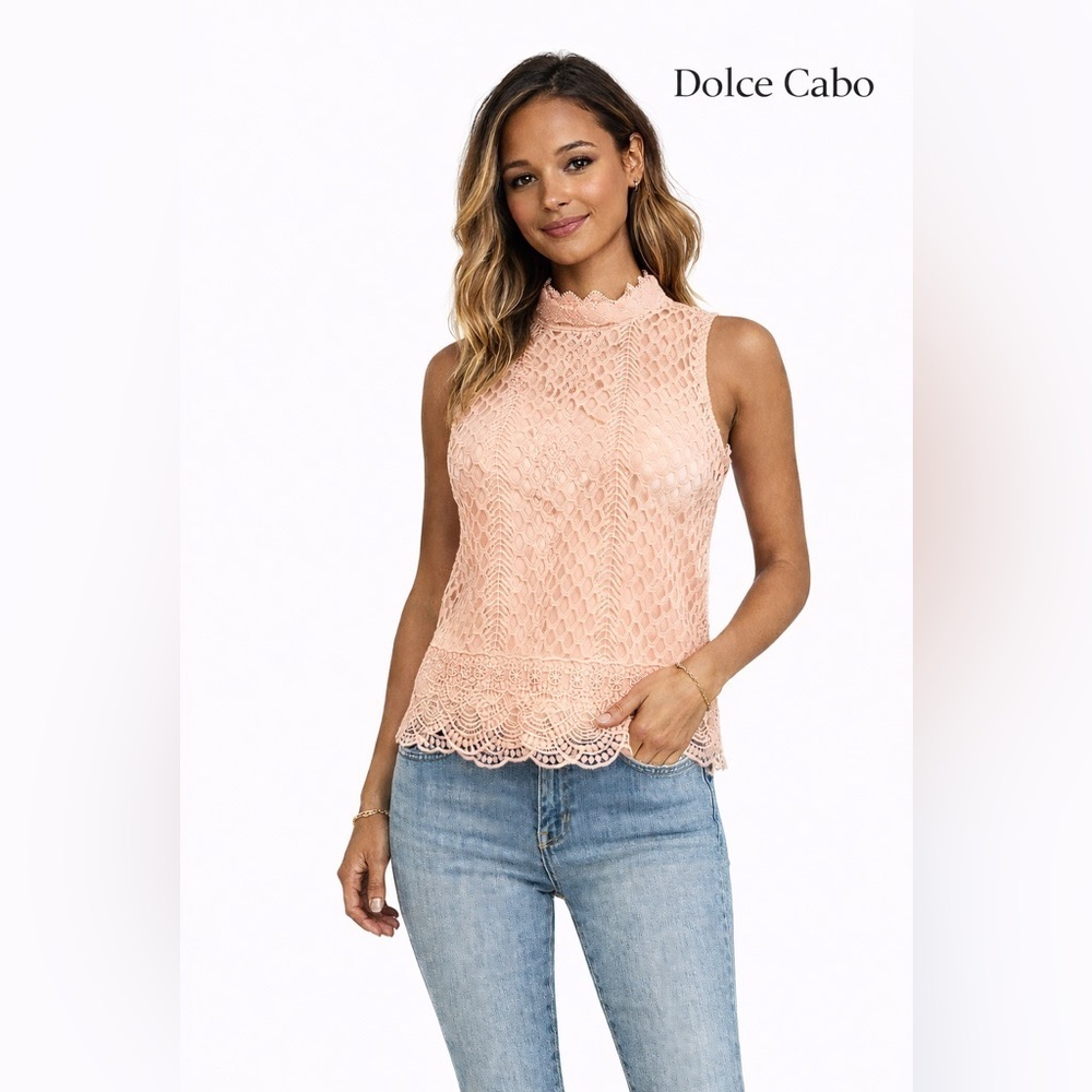 Dolce Cabo Lace Sleeveless Top Small